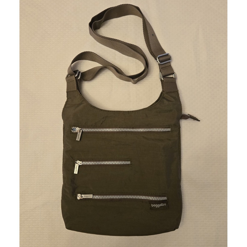 Baggallini Everywhere Crossbody Olive Green Bag‎ Nylon Triple Zip Handbag Travel